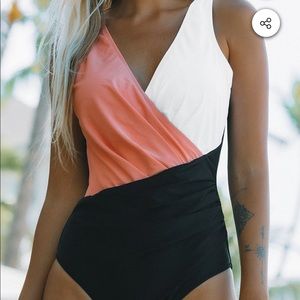 NWT Cupshe Colorblock One-piece Swimsuit